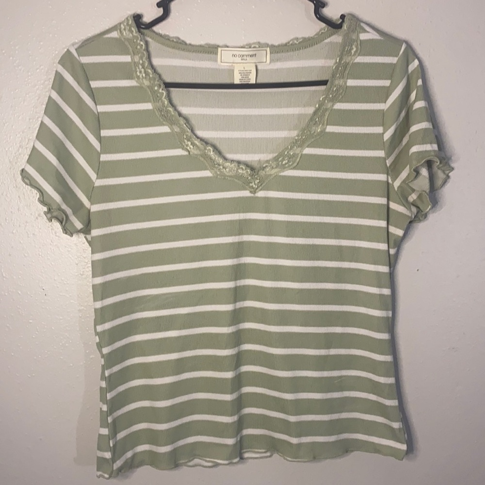 Green and white striped top. Lace V-neck. Size: Medium. Brand: no comment.